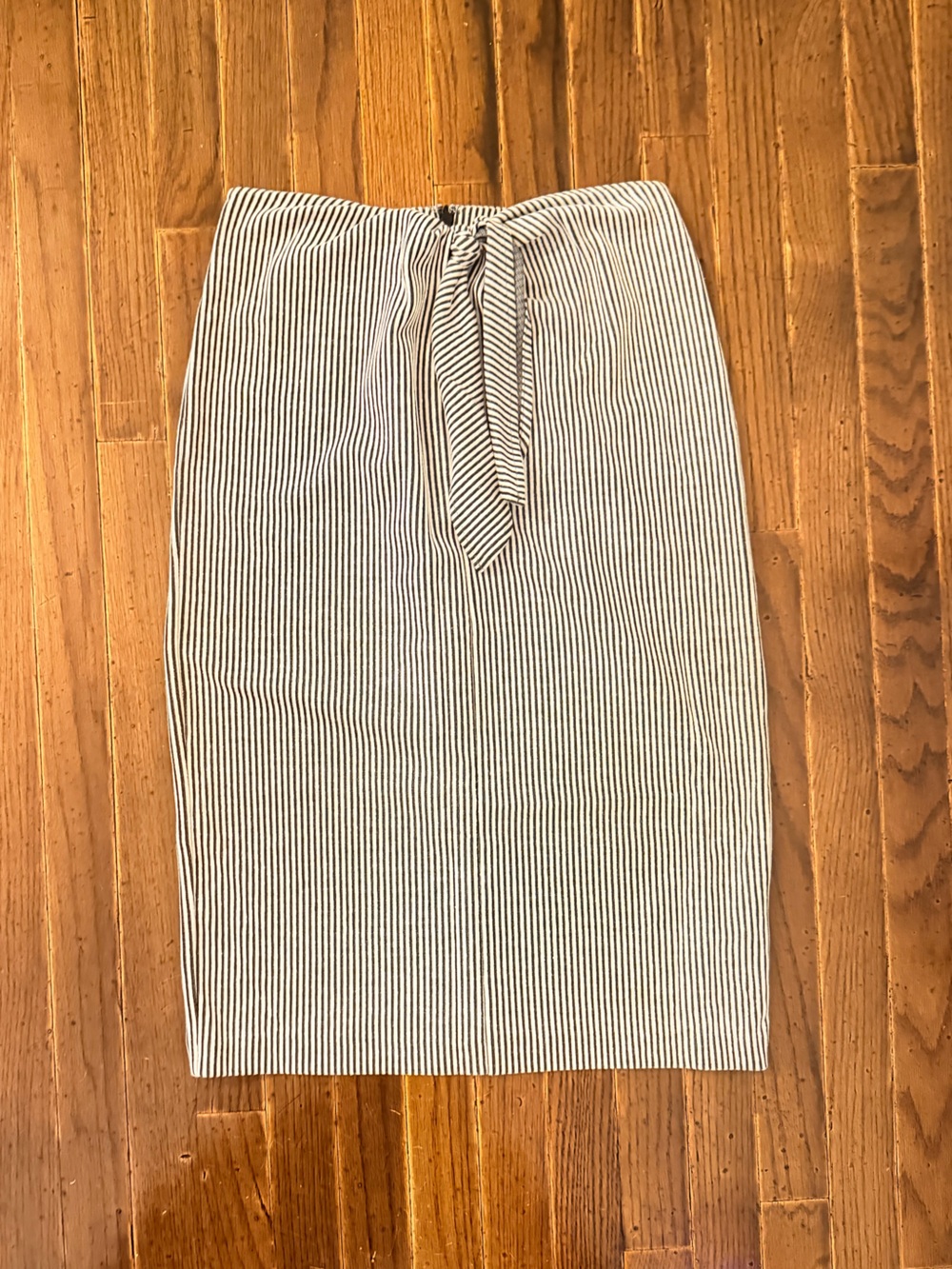 Club Monaco Front Tie Midi Pencil Skirt